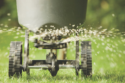 Lawn grass sales seeder machine