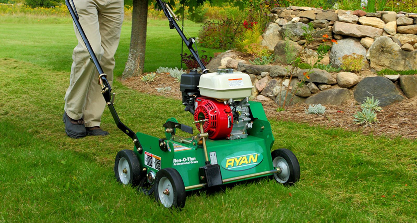 Hirepool | Lawn Scarifier/Dethatcher