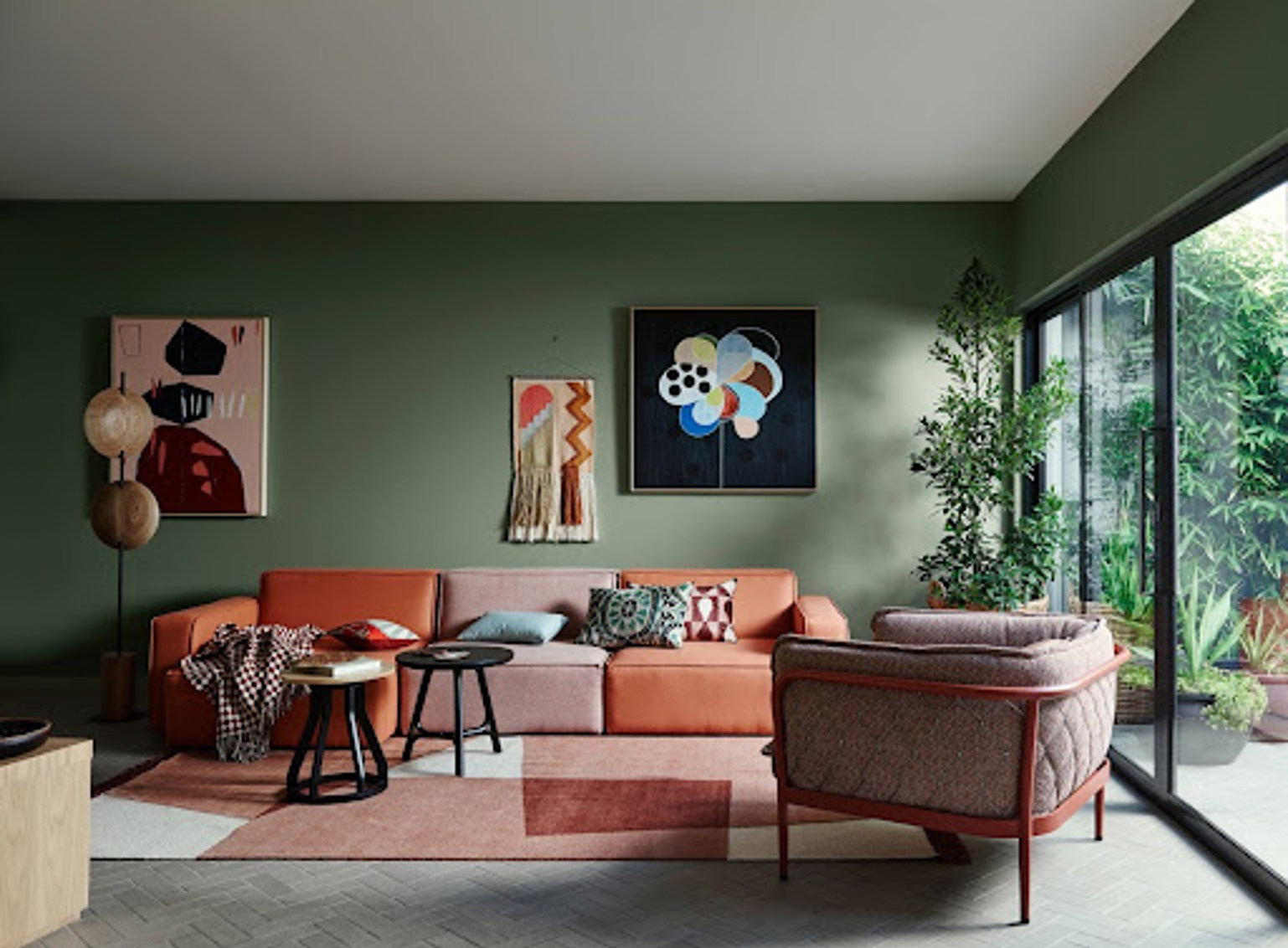 Green-interior-of-house-with-decor
